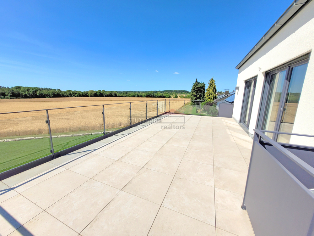 Modern 4-Room Apartment with Large Balcony & EV ...